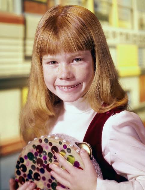 Suzanne Crough